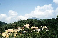 Trúc Lâm Thiền viện trên Yên Tử. Ảnh: TUẤN MINH