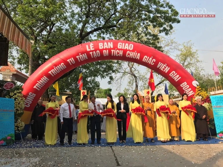 Lễ bàn giao công trình trùng tu tôn tạo di tích chùa Giác Viên giai đoạn 1