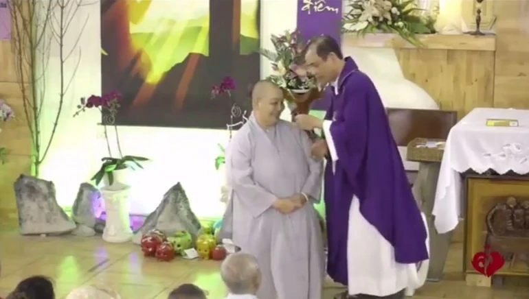 Kịch bản “Ni cô” đến “Xin ơn lòng Chúa thương xót”