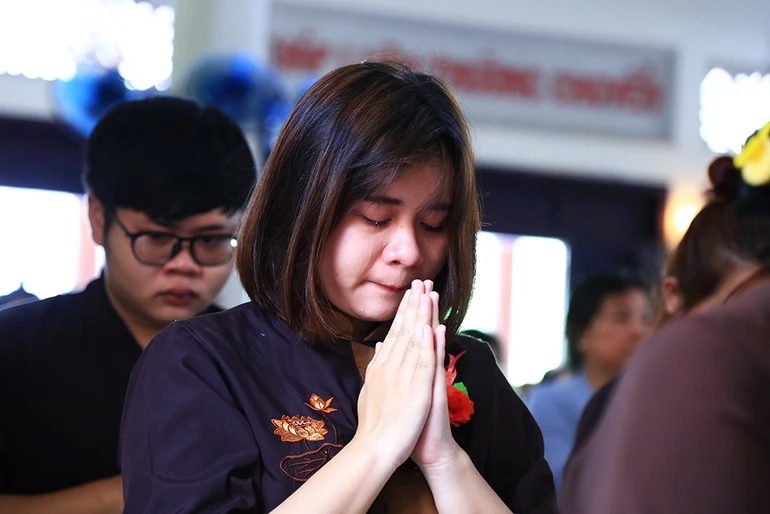 Lắng nghe và biết lắng nghe