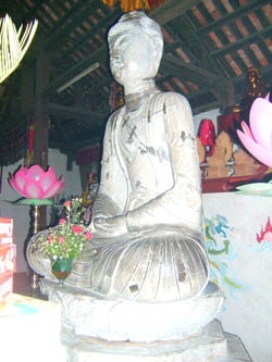 Tượng A DI ĐÀ chùa Phật Tích và những giả thiết.