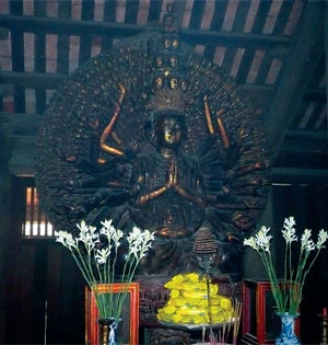 Đức Quán Thế âm nghìn mắt nghìn tay