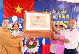 Ninh Bình:  Chùa Đông Cống và phủ làng Quảng Phúc được xếp hạng là di tích lịch sử văn hóa cấp tỉnh