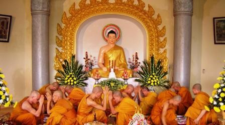Chư Tăng Nam Tông đối thú,Ảnh Liễu Quán-Huế