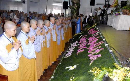 Vai trò Ni giới Việt Nam trong xã hội hiện nay