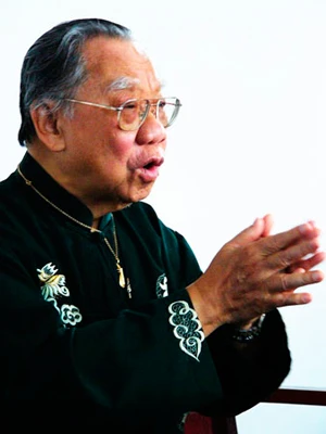 GSTS Trần văn Khê