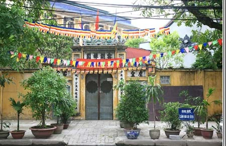 Khi những ngôi chùa Việt… lai căng