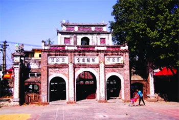 Mặt tiền chùa Nành