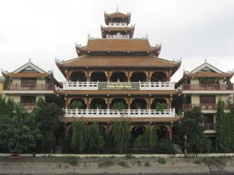 Mơ thấy mình đi chùa