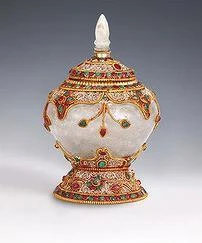 Australia: Trưng bày tháp nạm ngọc tôn trí xá lợi Phật