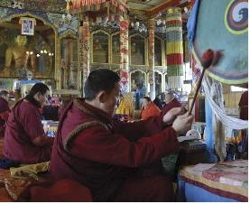 Các vị Lama tổ chức lễ trong năm mới