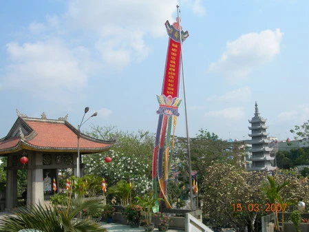 Cây phướn ở chùa Phật