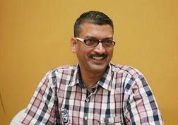 Giáo sư Siddharth Singh