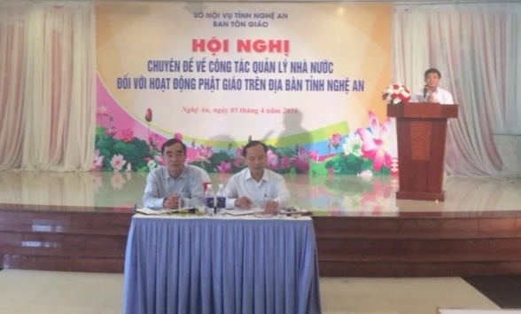 Lãnh đạo Sở Nội vụ - Ban Tôn giáo tỉnh chủ trì Hội nghị - Ảnh: MH