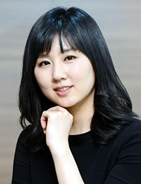 Cựu hoa hậu Hàn Quốc, Keum Na-na, người vừa nhận giải thưởng của Tông Tào Khê