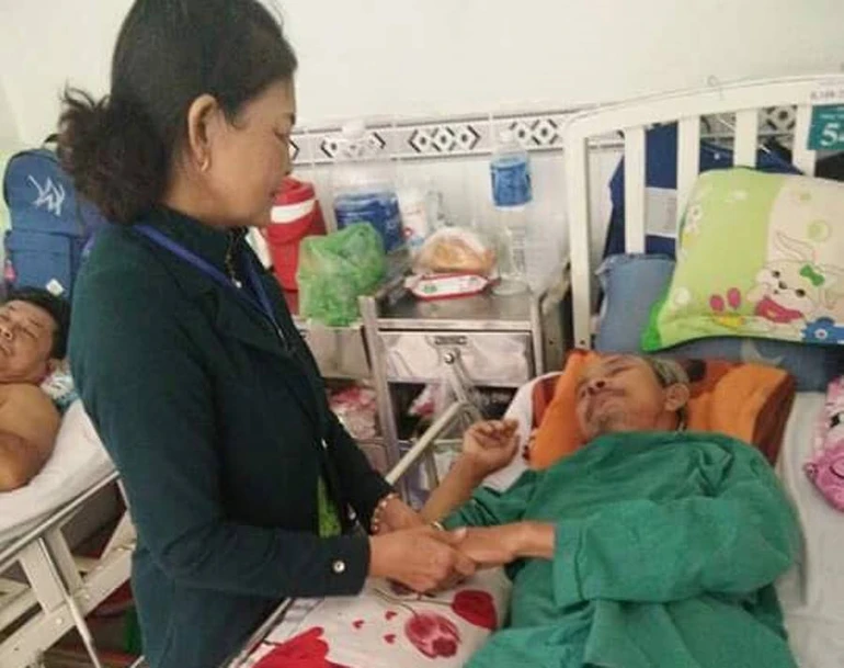 Giúp anh Đức điều trị sau tai nạn