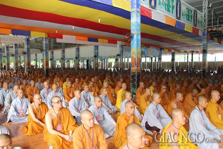 Giới tử Đại giới đàn Đồng Huy PL.2560