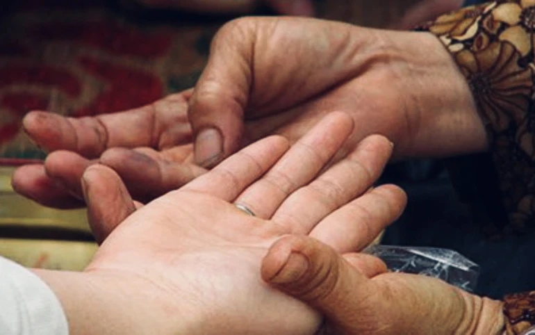 “Xem bói ra ma quét nhà ra rác”