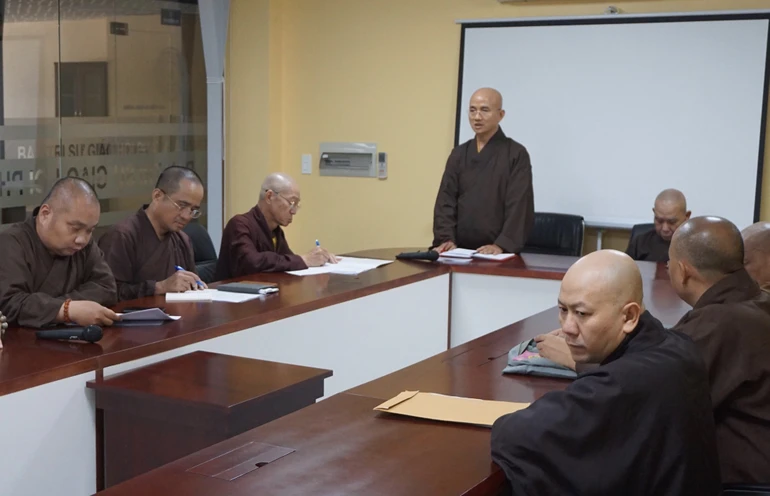 Quang cảnh buổi họp - Ảnh: Huỳnh Diệu