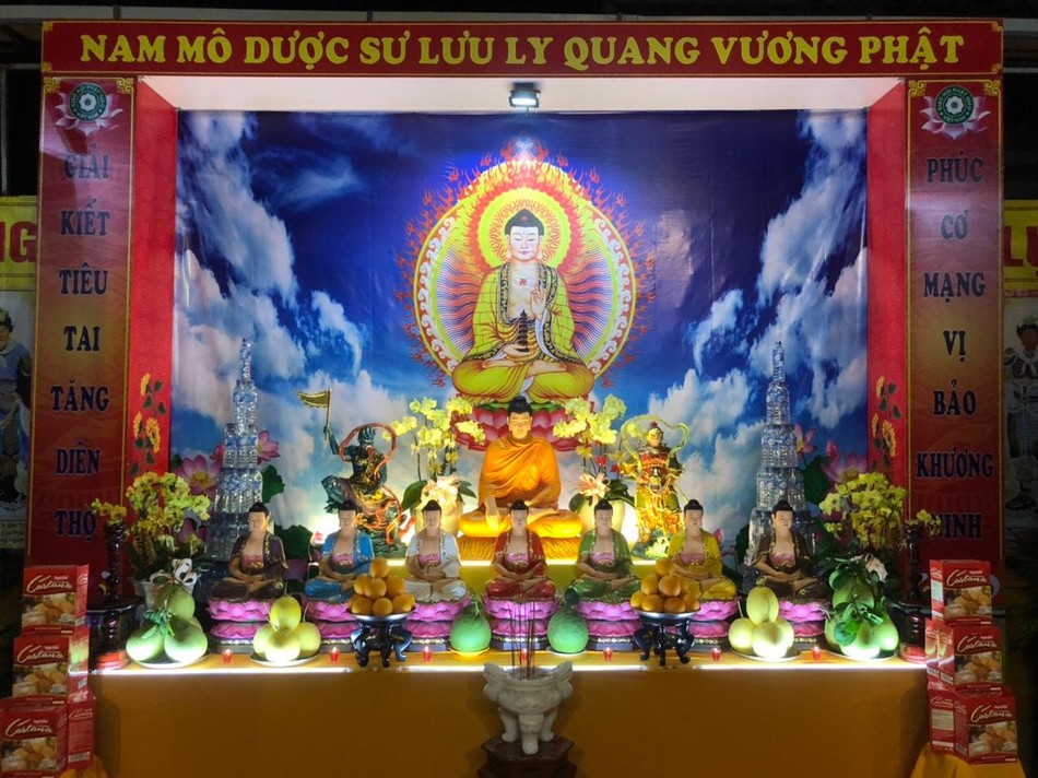 Pháp đàn Dược sư chùa Giác Huệ, quận 7 Pháp đàn Dược sư chùa Giác Huệ, quận 7