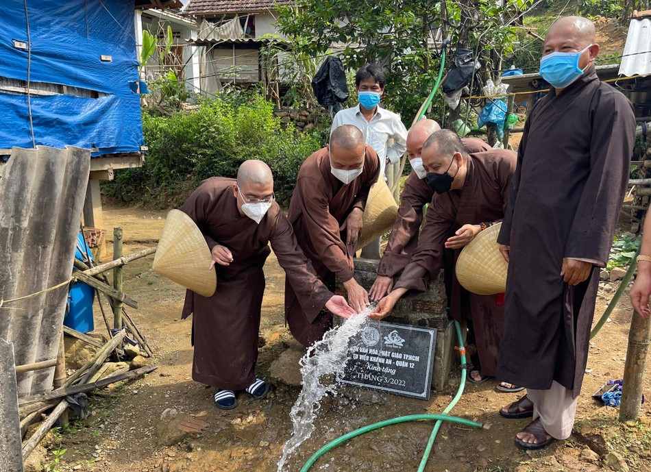Khánh thành giếng nước sạch tại huyện Ba Tơ, Quảng Ngãi Khánh thành giếng nước sạch tại huyện Ba Tơ, Quảng Ngãi