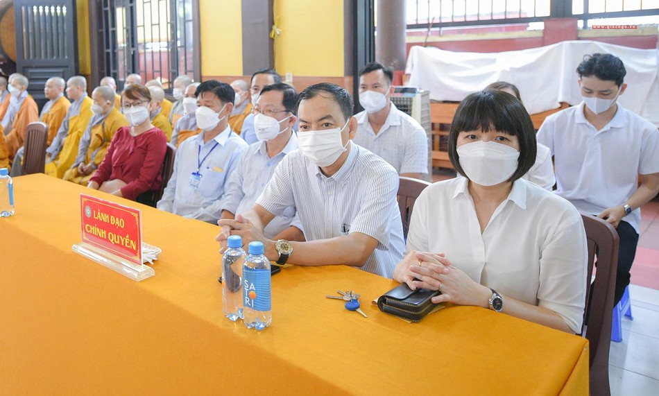 Chính quyền quận 4 tham dự buổi lễ Chính quyền quận 4 tham dự buổi lễ