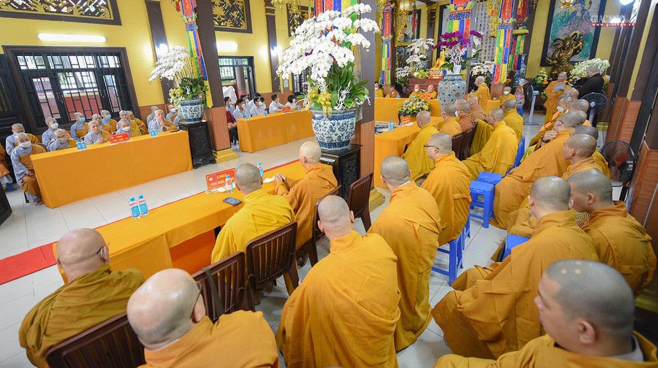 Toàn cảnh buổi khai giảng khóa an cư kiết hạ của Phật giáo quận 4 Toàn cảnh buổi khai giảng khóa an cư kiết hạ của Phật giáo quận 4