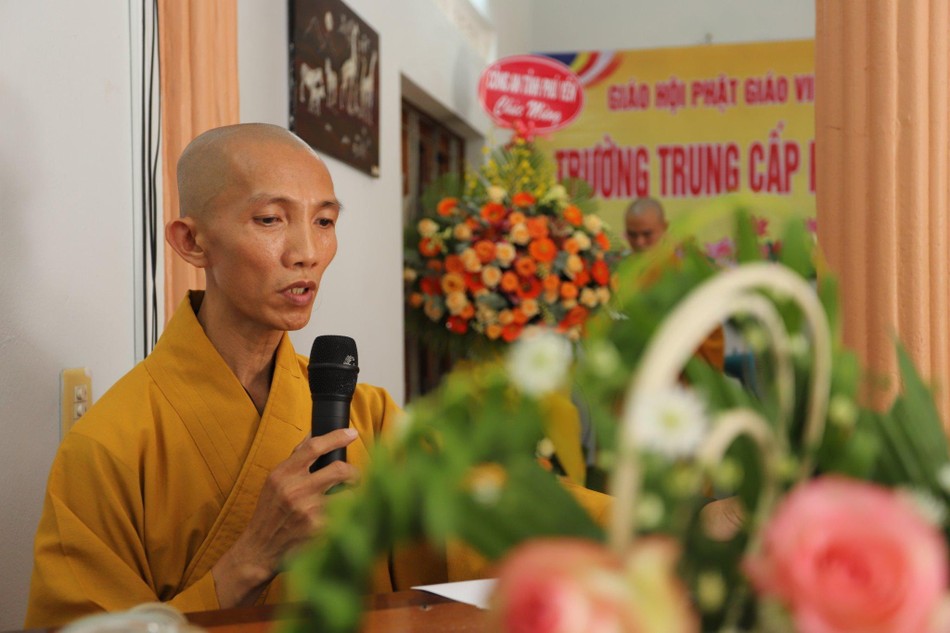 Đại đức Thích Quảng Bá báo cáo tổng kết Đại đức Thích Quảng Bá báo cáo tổng kết