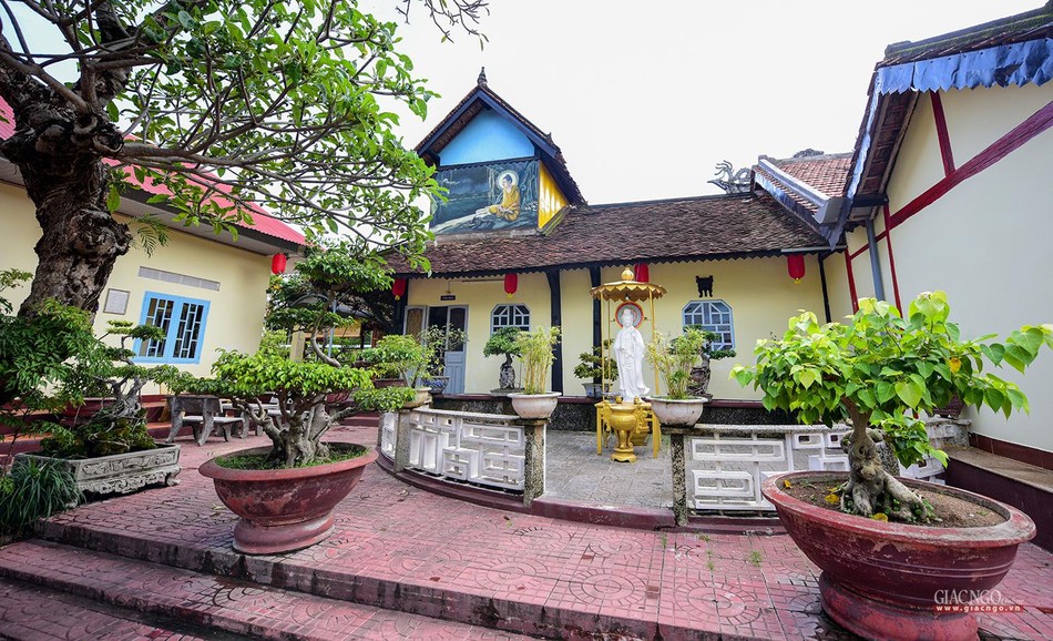 Chùa được thiết kế theo hình chữ Môn (門) Chùa được thiết kế theo hình chữ Môn (門)
