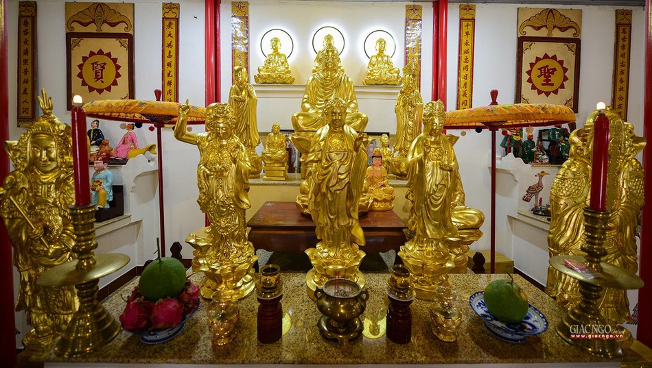Tượng Tam thế Phật, Di Đà tam tôn, Hoa Nghiêm tam thánh Tượng Tam thế Phật, Di Đà tam tôn, Hoa Nghiêm tam thánh