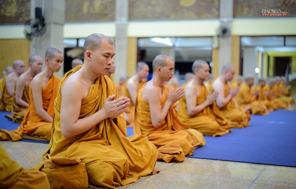 Đây là thời gian để các hành giả mới bước chân vào đạo học các kiến thức căn bản về oai nghi của người xuất gia Đây là thời gian để các hành giả mới bước chân vào đạo học các kiến thức căn bản về oai nghi của người xuất gia