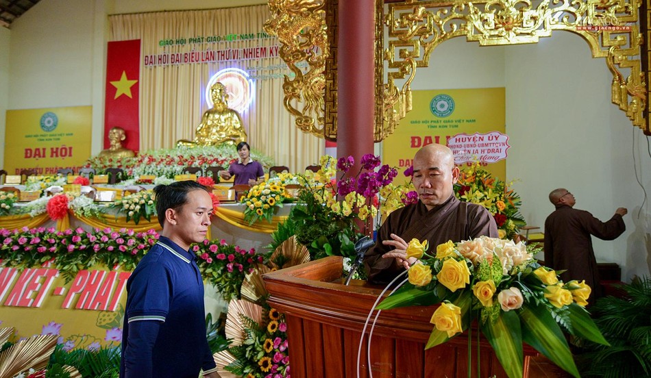 Âm thanh, ánh sáng được kiểm tra lại lần cuối