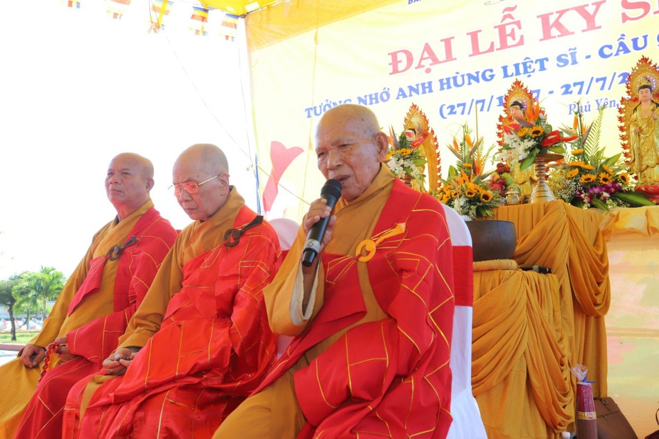 Hòa thượng Thích Đồng Tiến nhắc nhở thế hệ trẻ ngày nay về việc bảo vệ quê hương, xây dựng đất nước phát triển Hòa thượng Thích Đồng Tiến nhắc nhở thế hệ trẻ ngày nay về việc bảo vệ quê hương, xây dựng đất nước phát triển