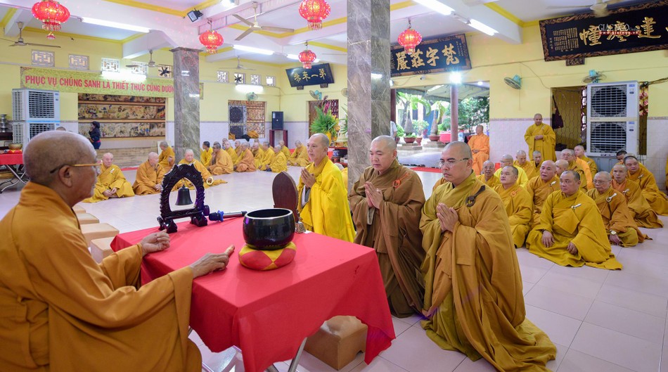 Các hành giả an cư đối trước chư tôn đức giáo phẩm tác pháp Tự tứ Các hành giả an cư đối trước chư tôn đức giáo phẩm tác pháp Tự tứ