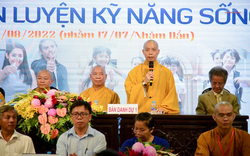 Thượng tọa Thích Quang Thạnh đánh giá cao sự cần thiết của khóa tu này đối với các bạn trẻ