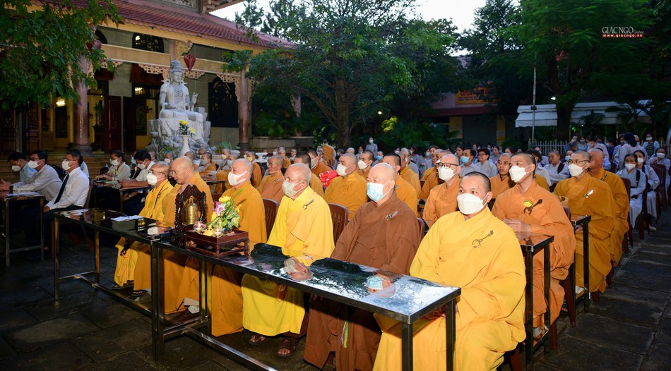 Tăng Ni, Phật tử trên địa bàn về tham dự Tăng Ni, Phật tử trên địa bàn về tham dự