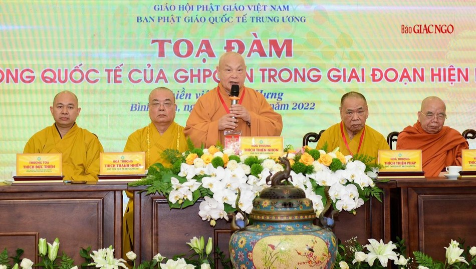 Hòa thượng Thích Thiện Nhơn ban đạo từ