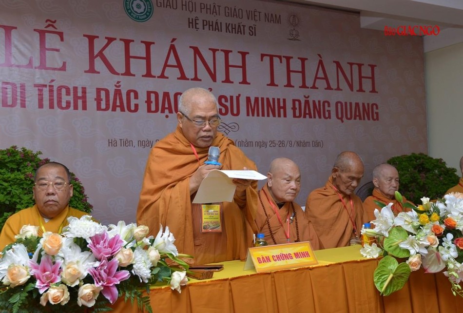Hòa thượng Thích Giác Toàn đọc diễn văn khai mạc