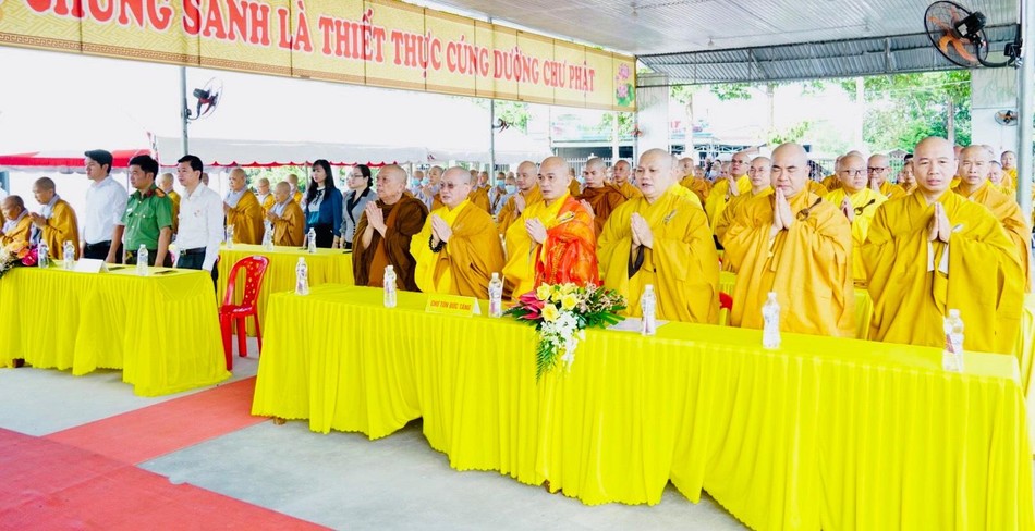 Lễ cầu siêu cho các nạn nhân tử vong do tai nạn giao thông tại chùa Bửu Hưng