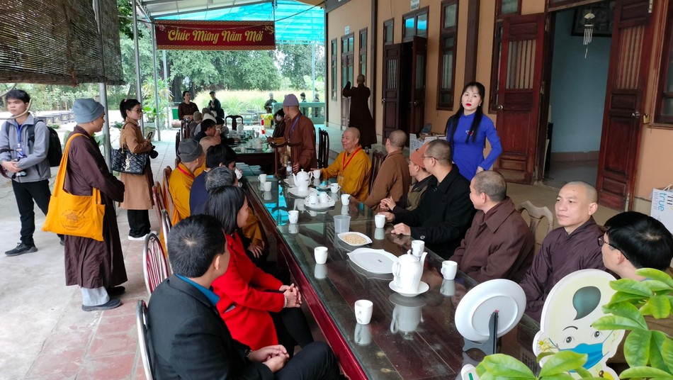 Đây là dịp lắng nghe ý kiến đóng góp của chư tôn đức các địa phương, chuyên gia về phương án dự kiến bảo tồn, quản lý, phát huy các giá trị đặc trưng truyền thống của kiến trúc Phật giáo Việt Nam Đây là dịp lắng nghe ý kiến đóng góp của chư tôn đức các địa phương, chuyên gia về phương án dự kiến bảo tồn, quản lý, phát huy các giá trị đặc trưng truyền thống của kiến trúc Phật giáo Việt Nam