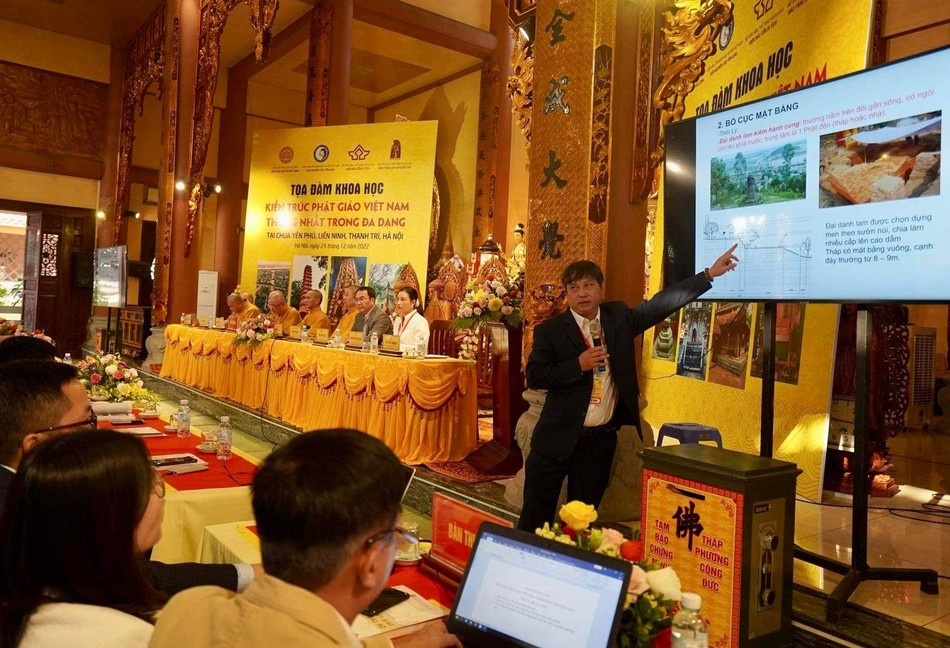 Tọa đàm nhằm đề xuất, định hướng thiết kế xây dựng, trùng tu các ngôi chùa cổ, chùa cũ đảm bảo tính truyền thống và đáp ứng được các công năng sử dụng theo xu thế thời đại - Ảnh: Đồng Thắng Tọa đàm nhằm đề xuất, định hướng thiết kế xây dựng, trùng tu các ngôi chùa cổ, chùa cũ đảm bảo tính truyền thống và đáp ứng được các công năng sử dụng theo xu thế thời đại - Ảnh: Đồng Thắng
