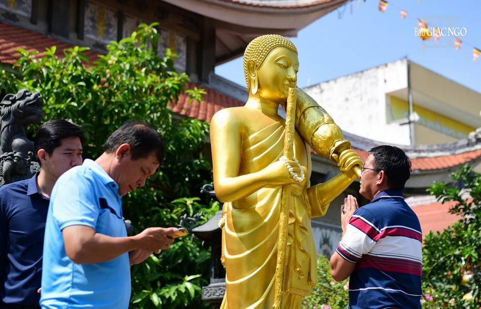 Nhất tâm cầu nguyện
