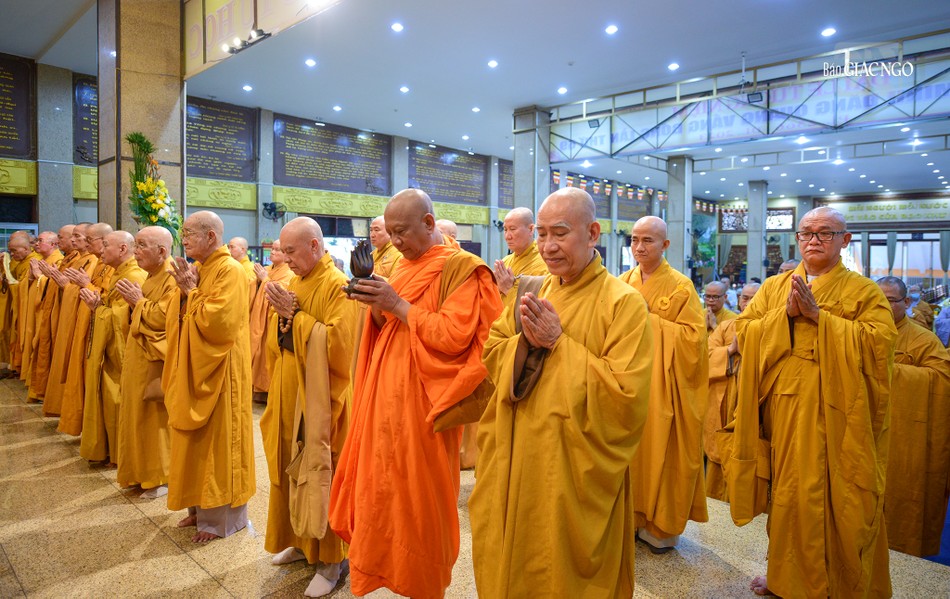 Chư tôn đức Hội đồng Trị sự, Văn phòng II, các ban ngành, viện TƯGH, Ban Trị sự GHPGVN TP.HCM, TP.Thủ Đức và các quận, huyện tham dự Chư tôn đức Hội đồng Trị sự, Văn phòng II, các ban ngành, viện TƯGH, Ban Trị sự GHPGVN TP.HCM, TP.Thủ Đức và các quận, huyện tham dự