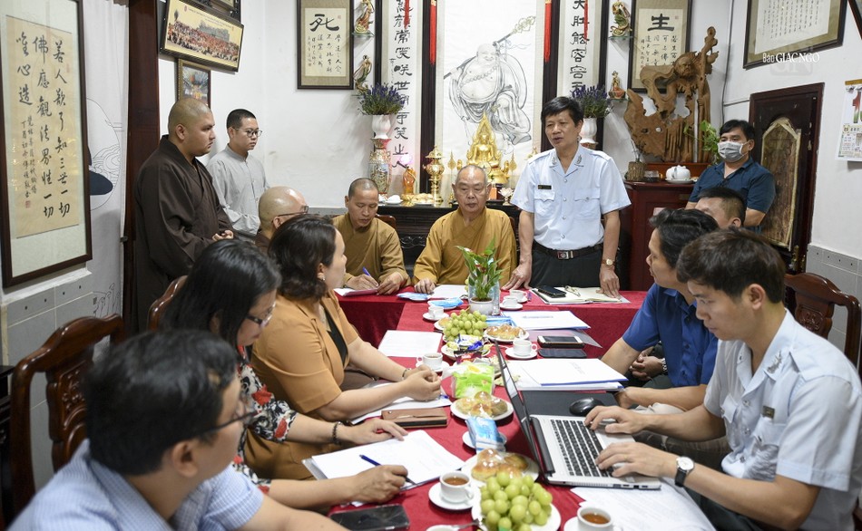 Ông Hà Văn Lâu phát biểu kiến nghị tại buổi làm việc Ông Hà Văn Lâu phát biểu kiến nghị tại buổi làm việc