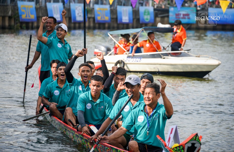 Niềm vui khi vượt qua đối thủ