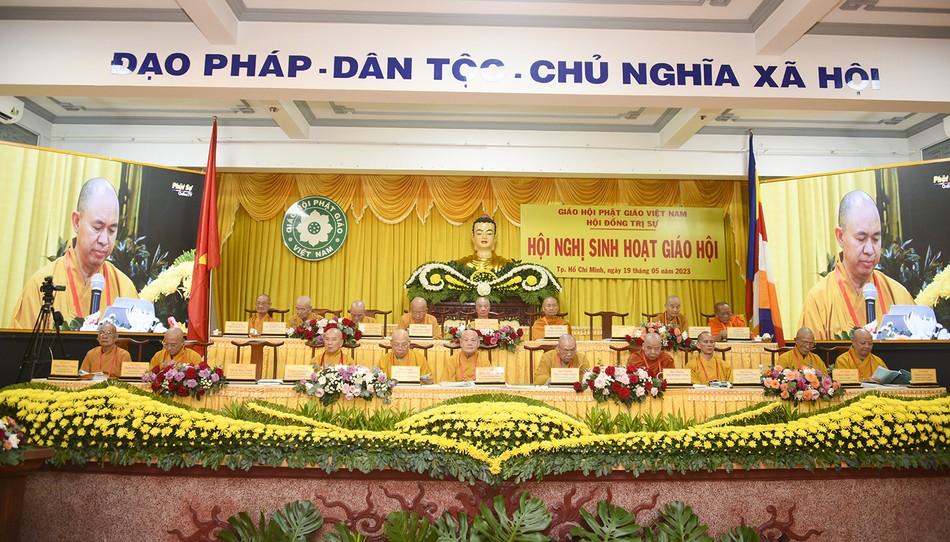 Chư tôn giáo phẩm chứng minh, chủ tọa hội nghị