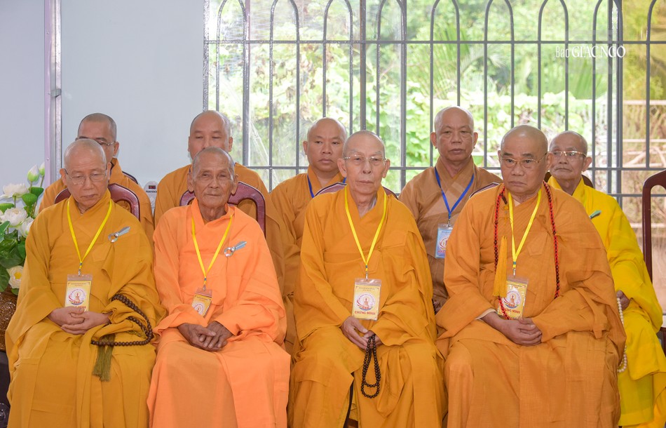 Chư tôn đức tham dự