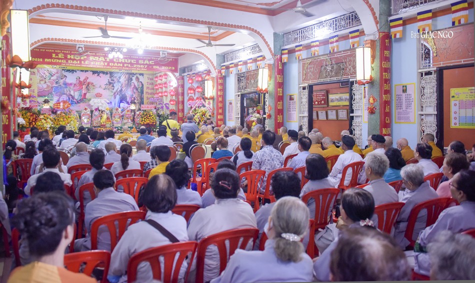 Toàn cảnh buổi lễ Toàn cảnh buổi lễ