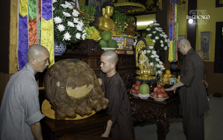 Việc chấp tác cũng được các hành giả chú trọng thực hiện trong thời gian an cư của mình