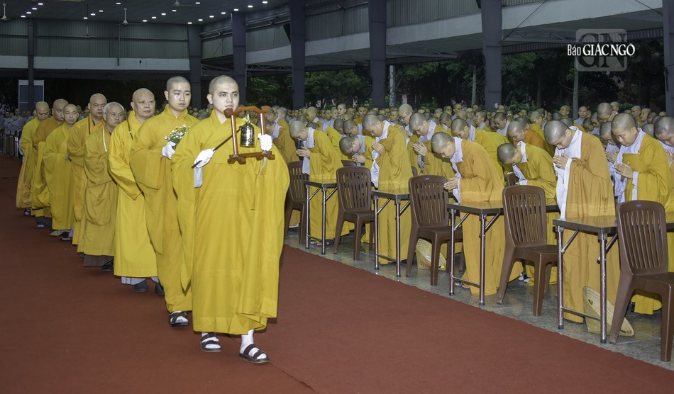 Cung nghinh chư tôn đức Ban Thường trực Ban Trị sự TP.HCM